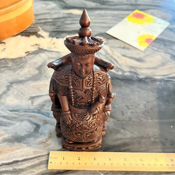 Carved Resin Asian God Warrior Statue - Picture 4 of 7